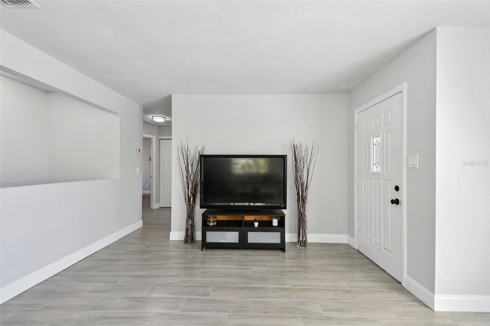 Image 33 of 73 For 5412 3rd Avenue W