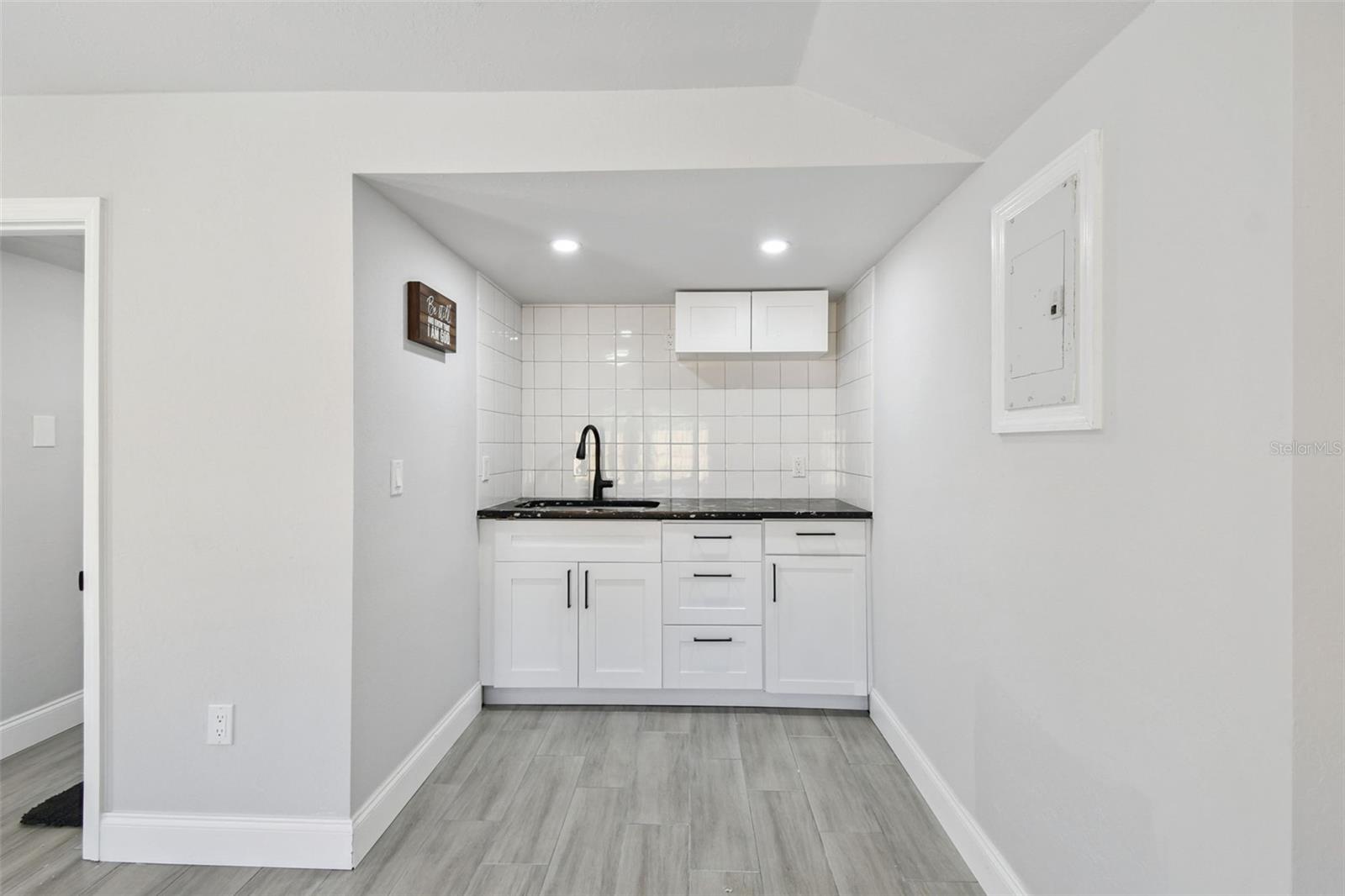 Image 58 of 73 For 5412 3rd Avenue W