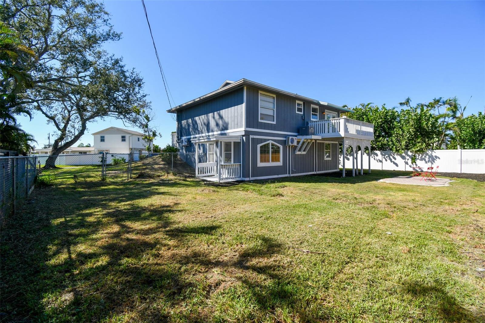 Image 9 of 73 For 5412 3rd Avenue W