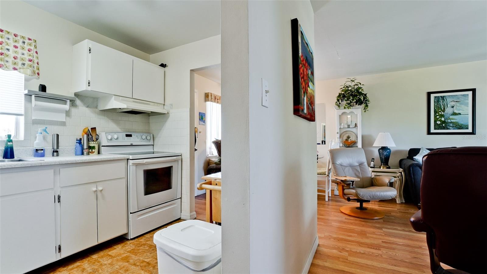 Image 10 of 40 For 1633 Leisure Drive M37