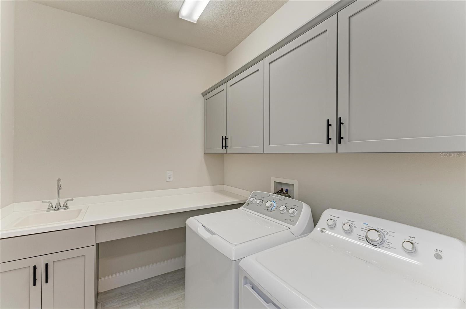 Image 35 of 55 For 5636 Trevesta Place