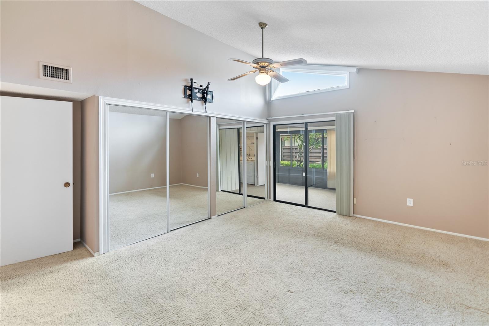 Image 11 of 41 For 5400 34th Street W D12