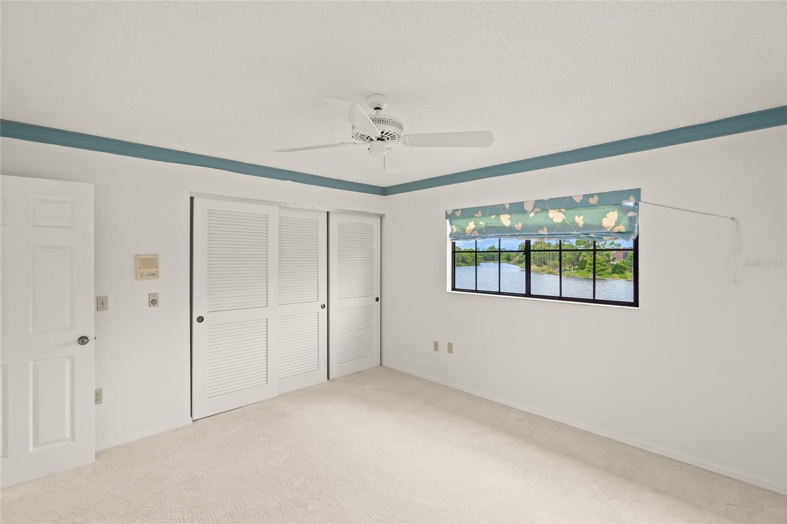 Image 27 of 43 For 7475 Oak Moss Drive 20