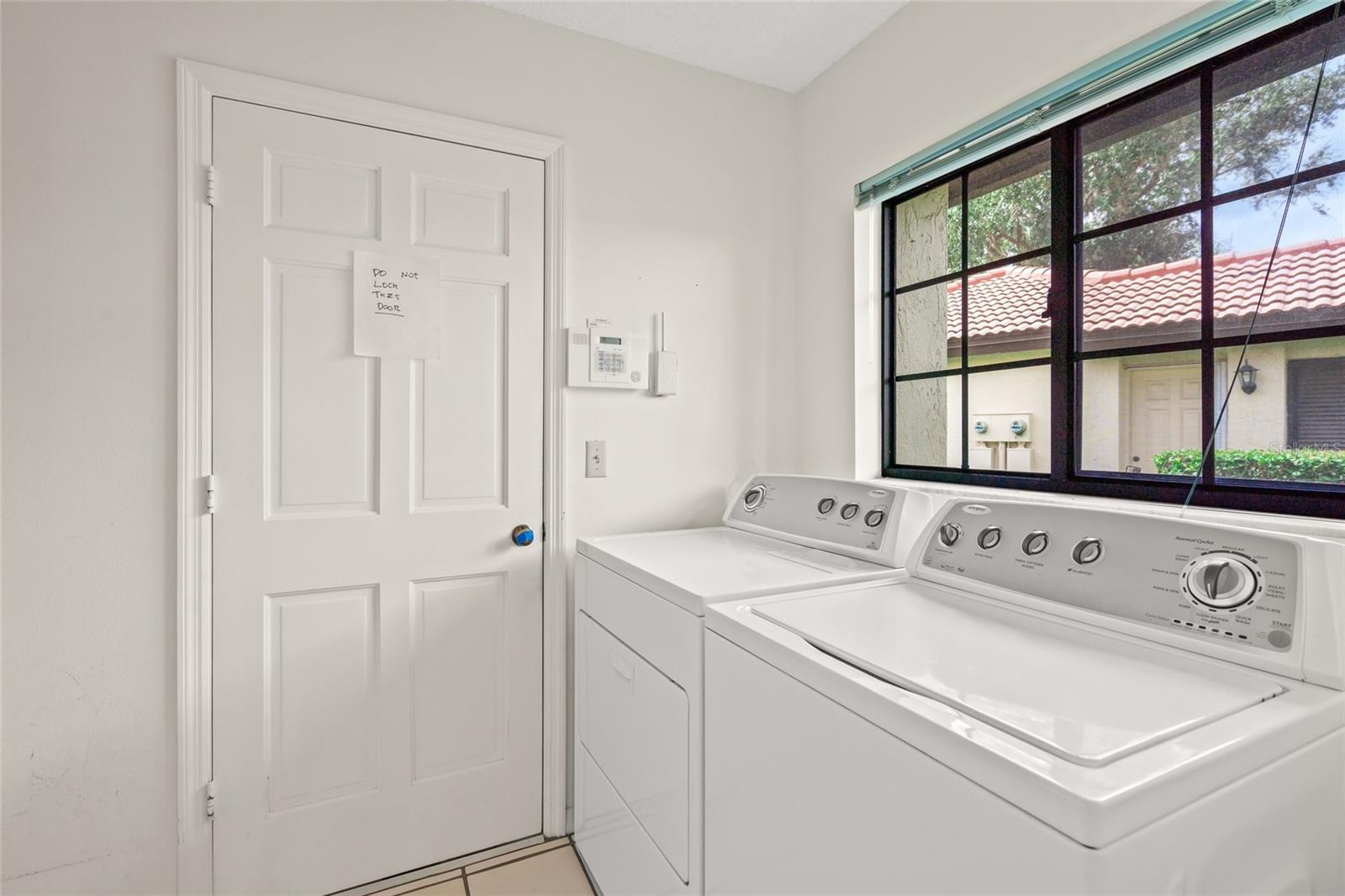 Image 31 of 43 For 7475 Oak Moss Drive 20