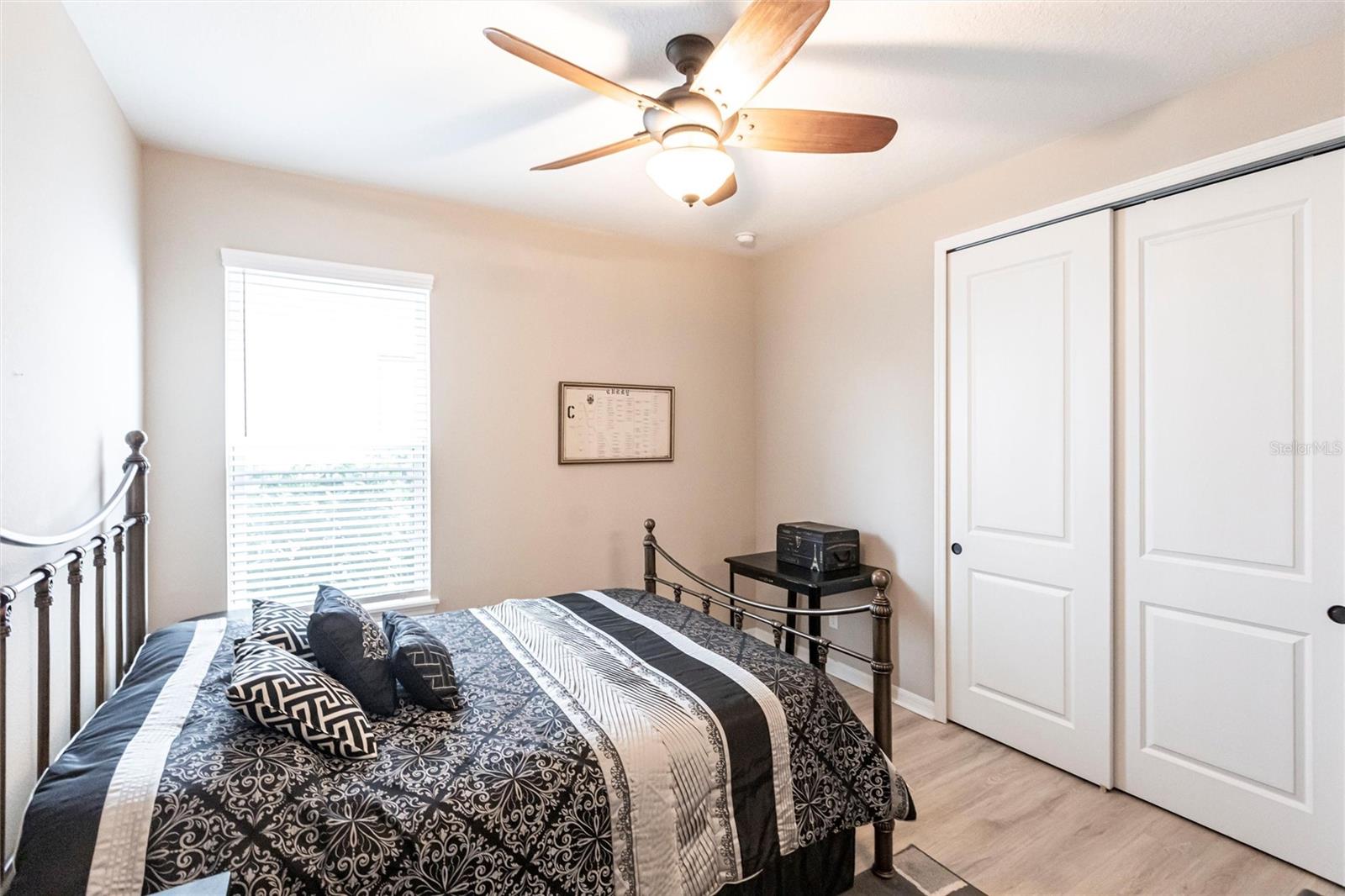 Image 21 of 44 For 16524 Paynes Mill Drive