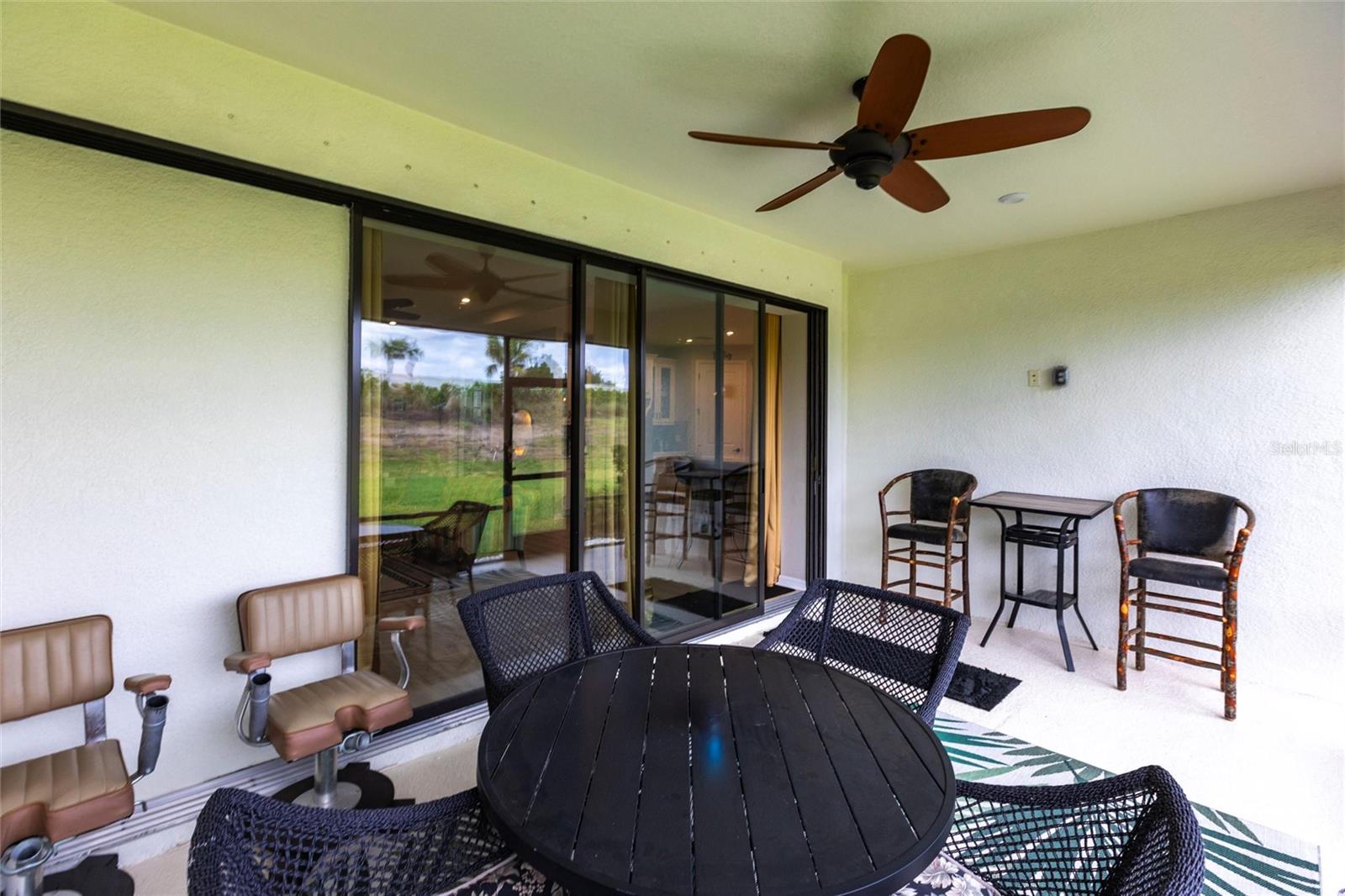 Image 33 of 44 For 16524 Paynes Mill Drive