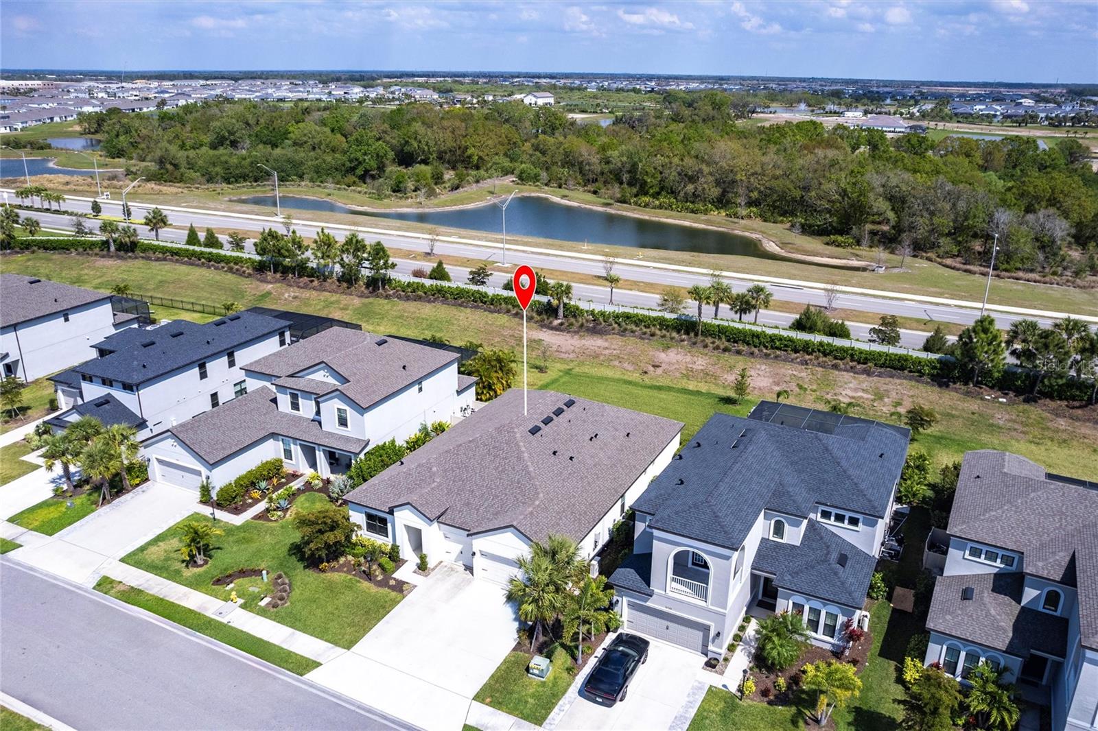 Image 40 of 44 For 16524 Paynes Mill Drive