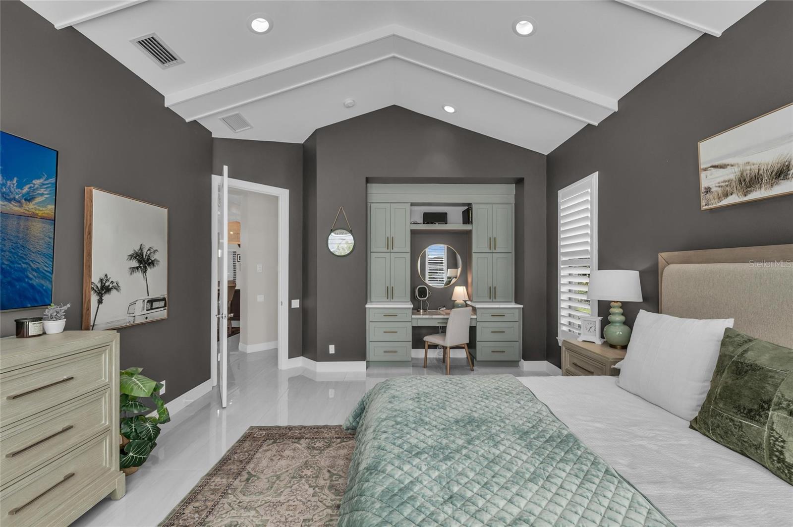 Image 42 of 83 For 11505 Harbourside Lane