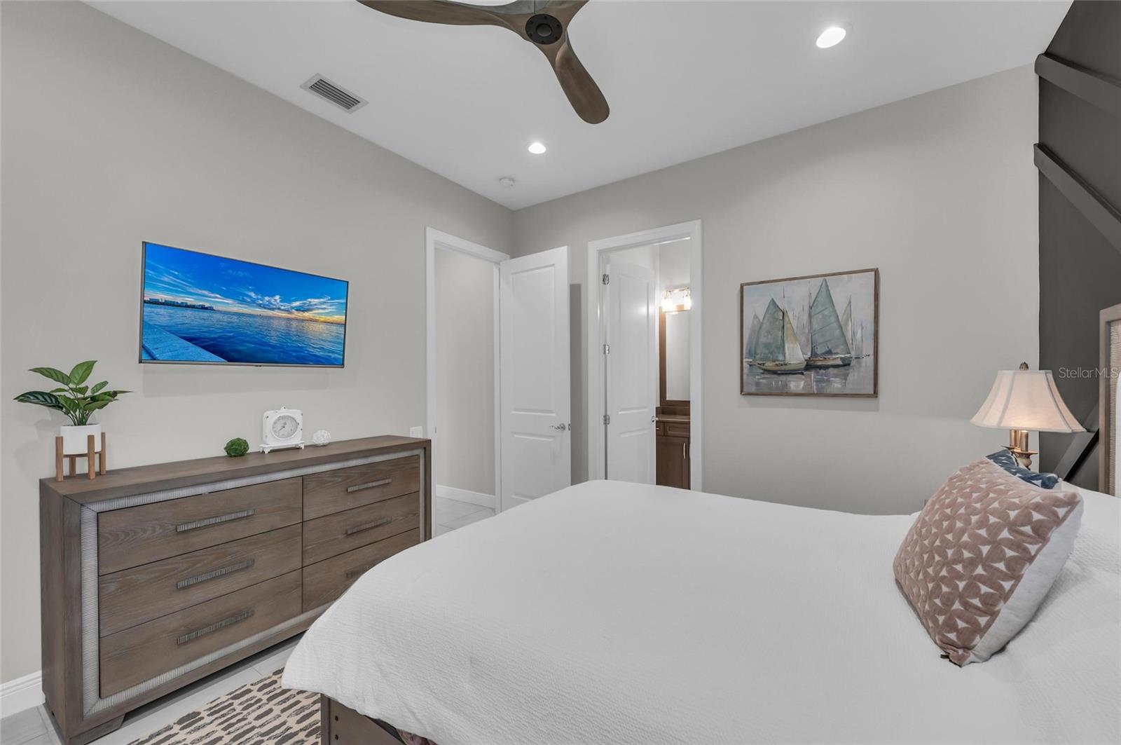 Image 48 of 83 For 11505 Harbourside Lane