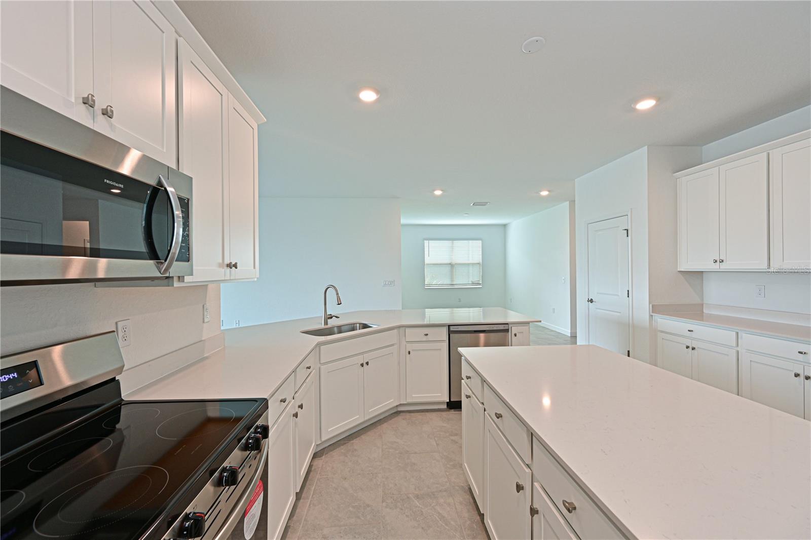 Image 7 of 28 For 3404 Night Star Terrace