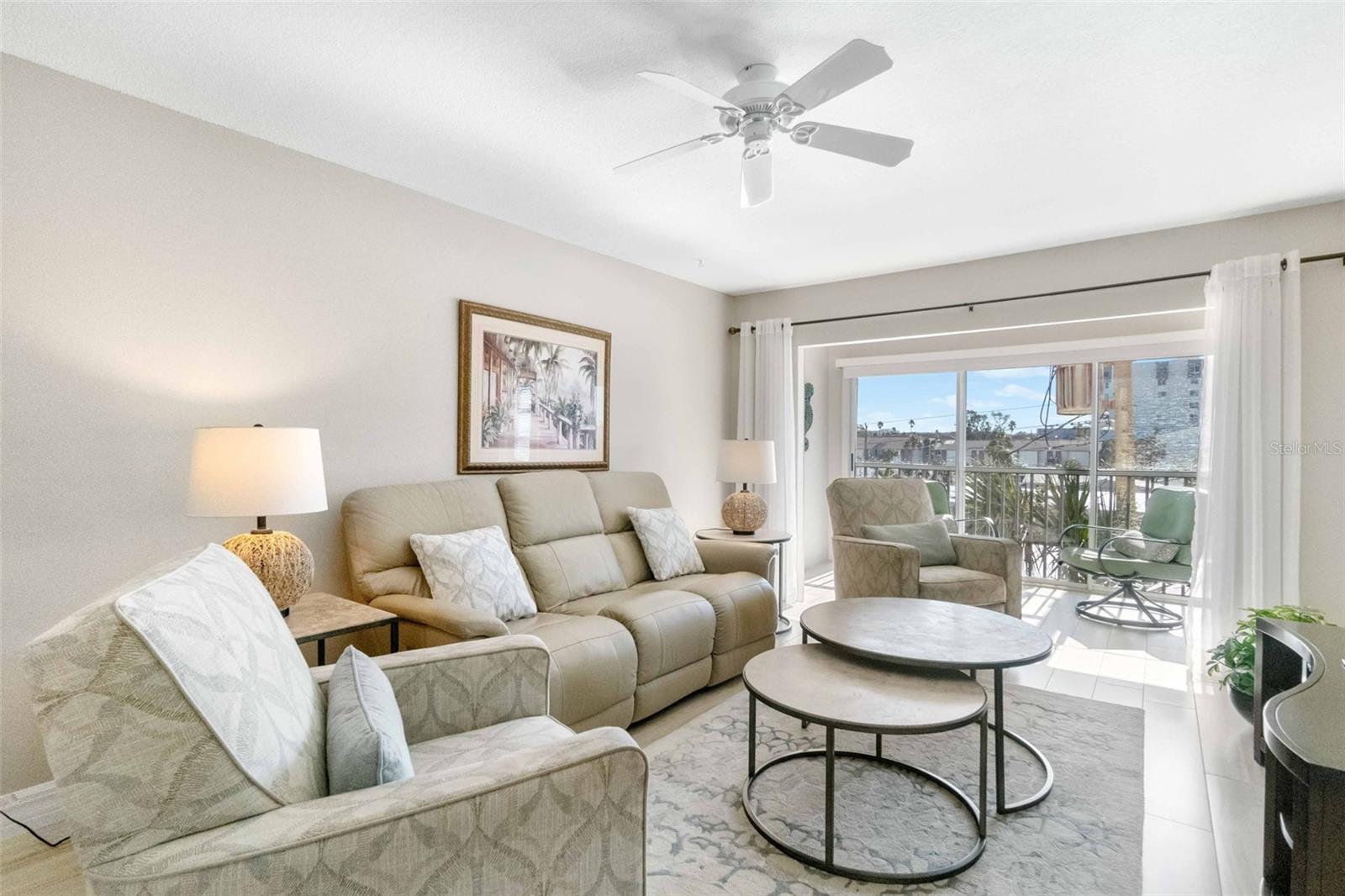 Image 8 of 28 For 5970 Midnight Pass Road 177