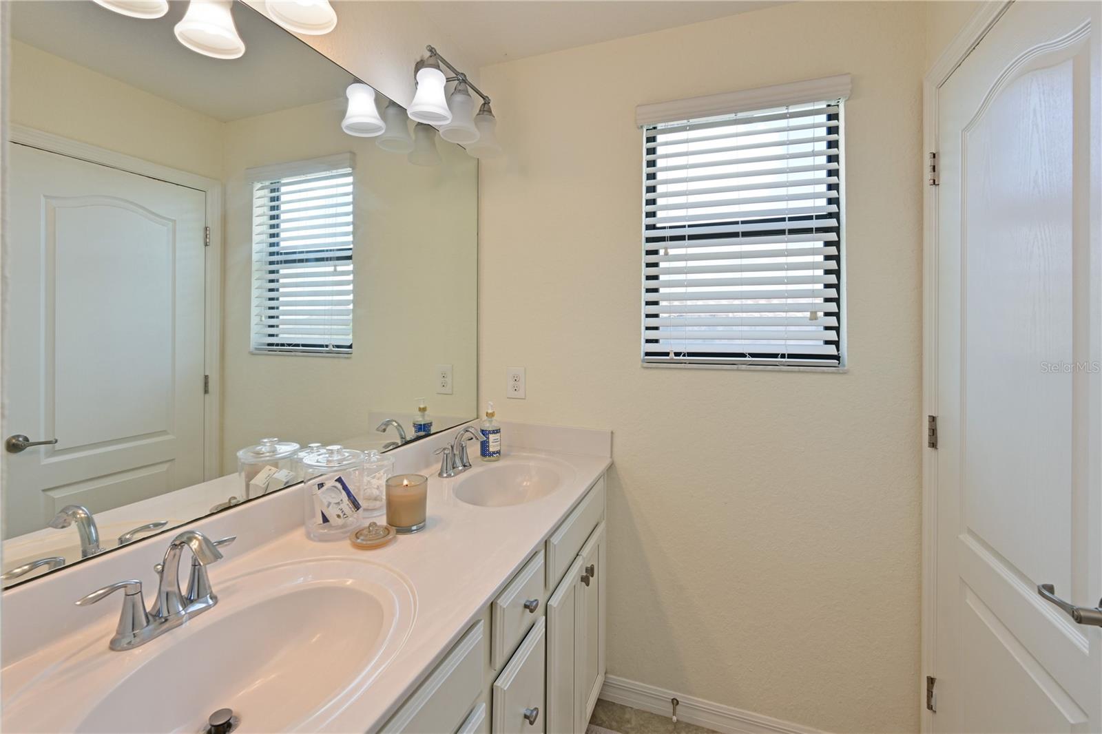 Image 20 of 42 For 11314 Sweetgrass Drive