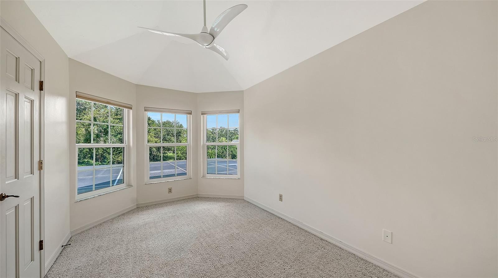 Image 36 of 63 For 7401 Hemlock Lane