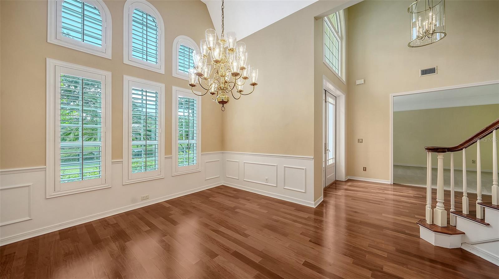 Image 9 of 63 For 7401 Hemlock Lane