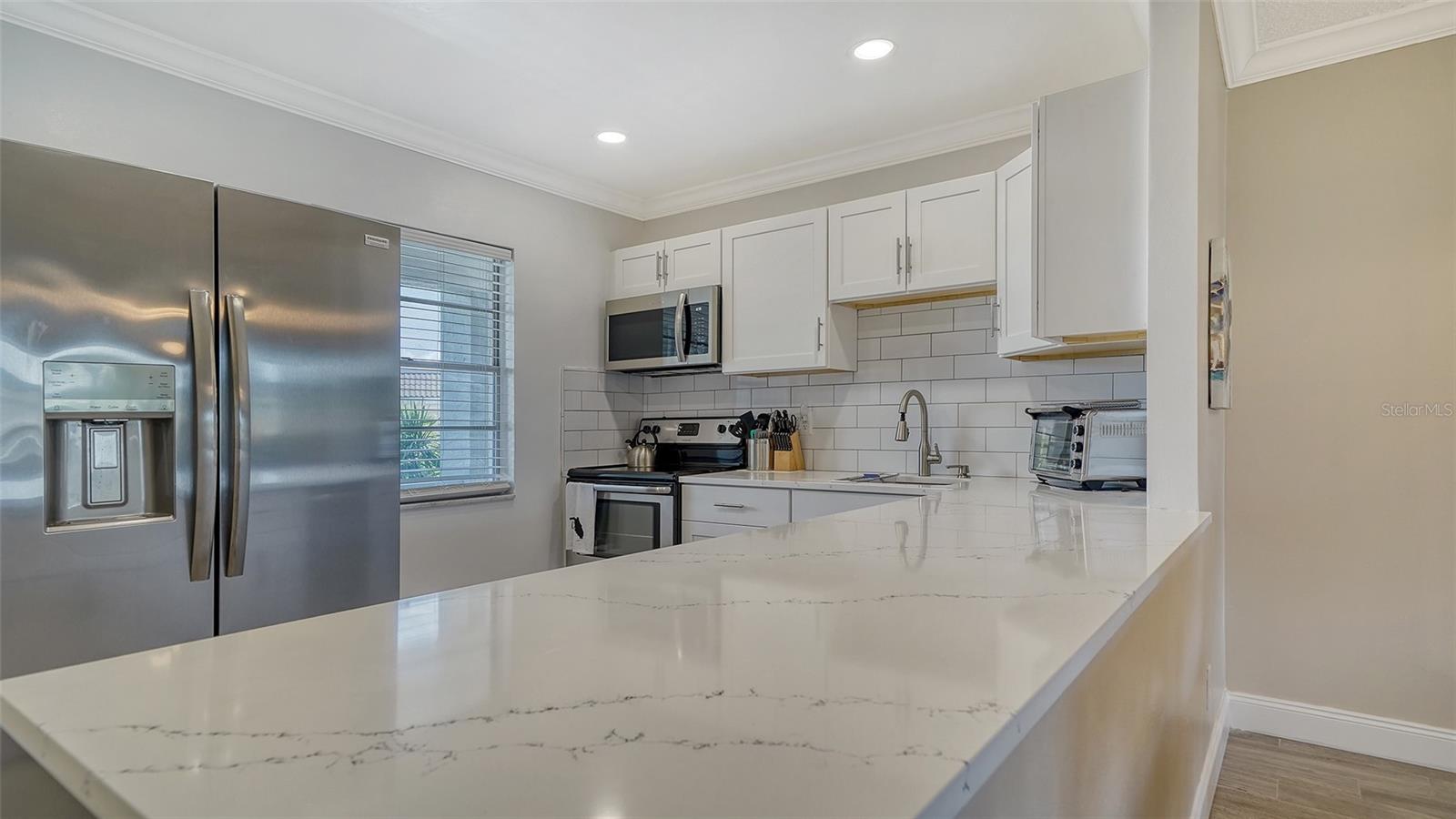 Image 13 of 58 For 4380 Exeter Drive 303
