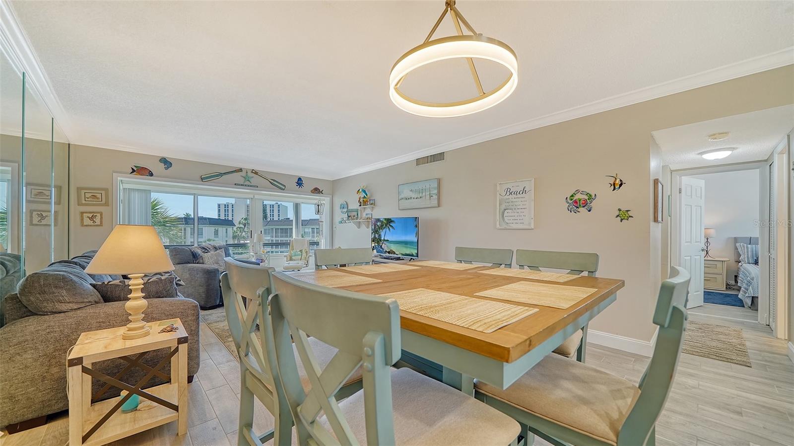 Image 6 of 58 For 4380 Exeter Drive 303