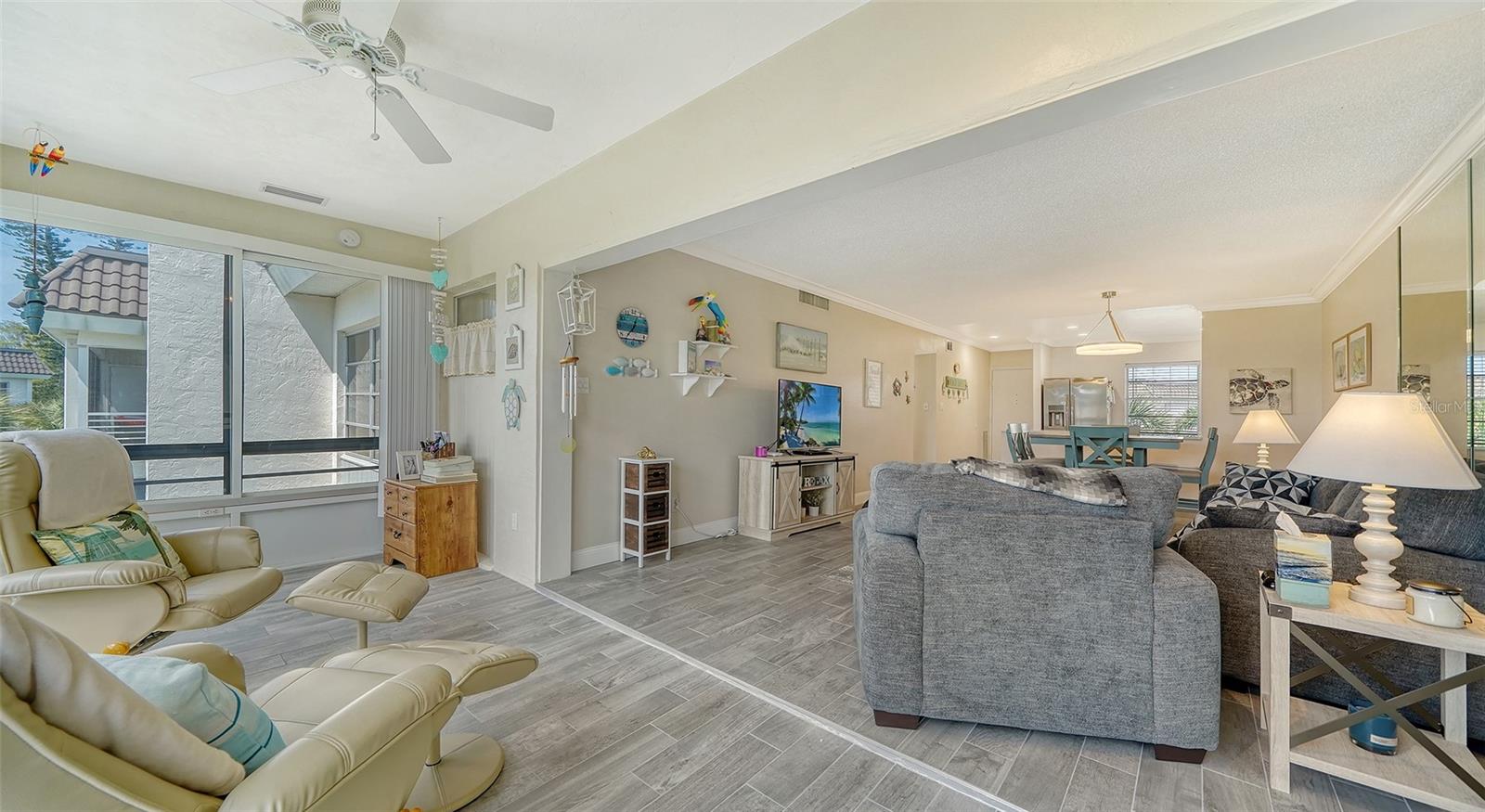Image 7 of 58 For 4380 Exeter Drive 303