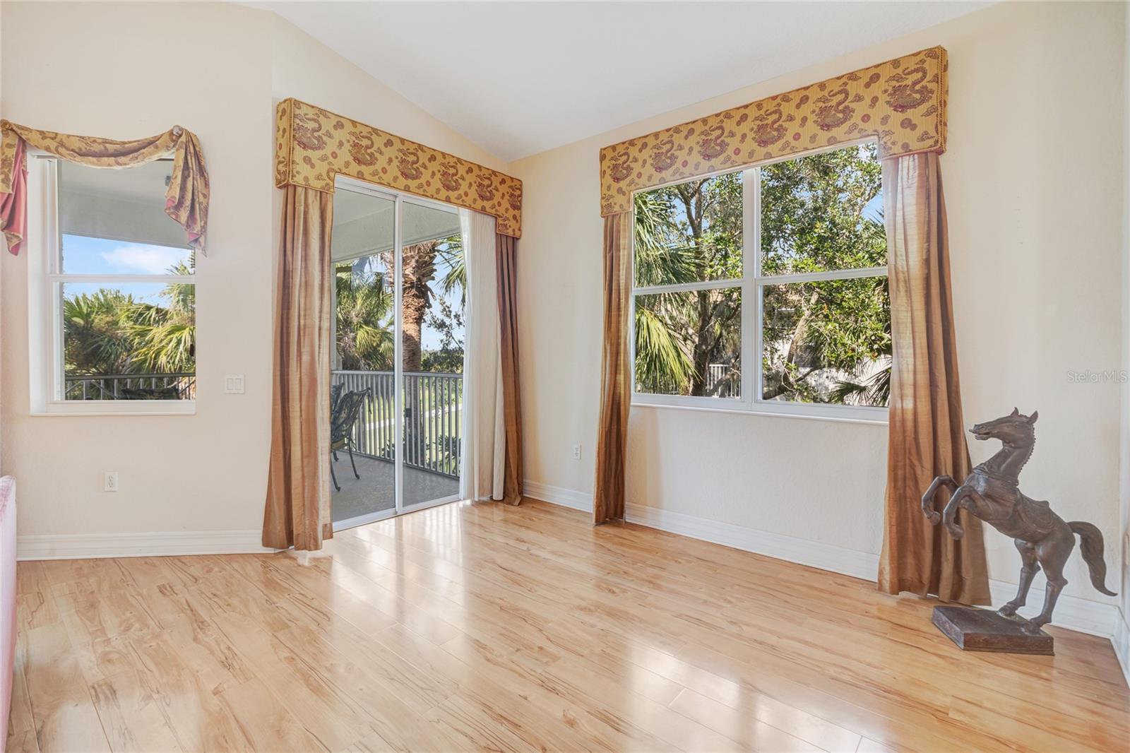 Image 15 of 66 For 9705 Sea Turtle Terrace 202
