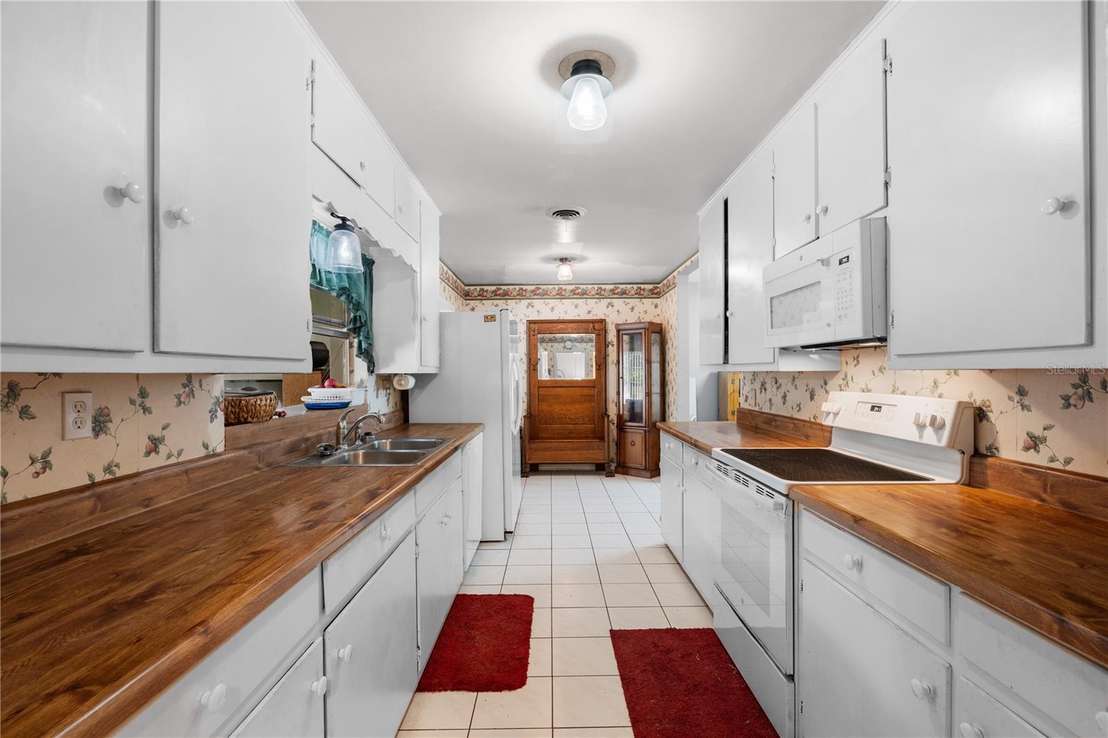 Image 12 of 38 For 2707 27th Avenue Drive W