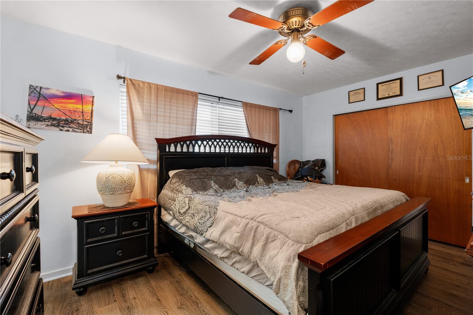 Image 13 of 38 For 2707 27th Avenue Drive W
