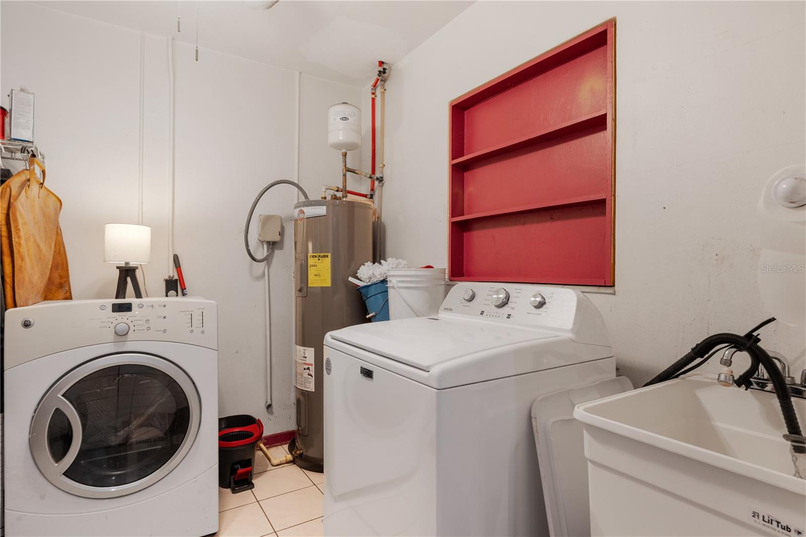 Image 22 of 38 For 2707 27th Avenue Drive W