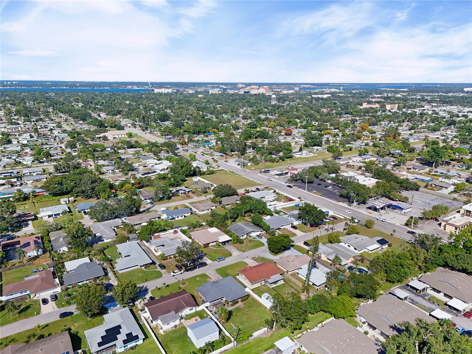 Image 34 of 38 For 2707 27th Avenue Drive W