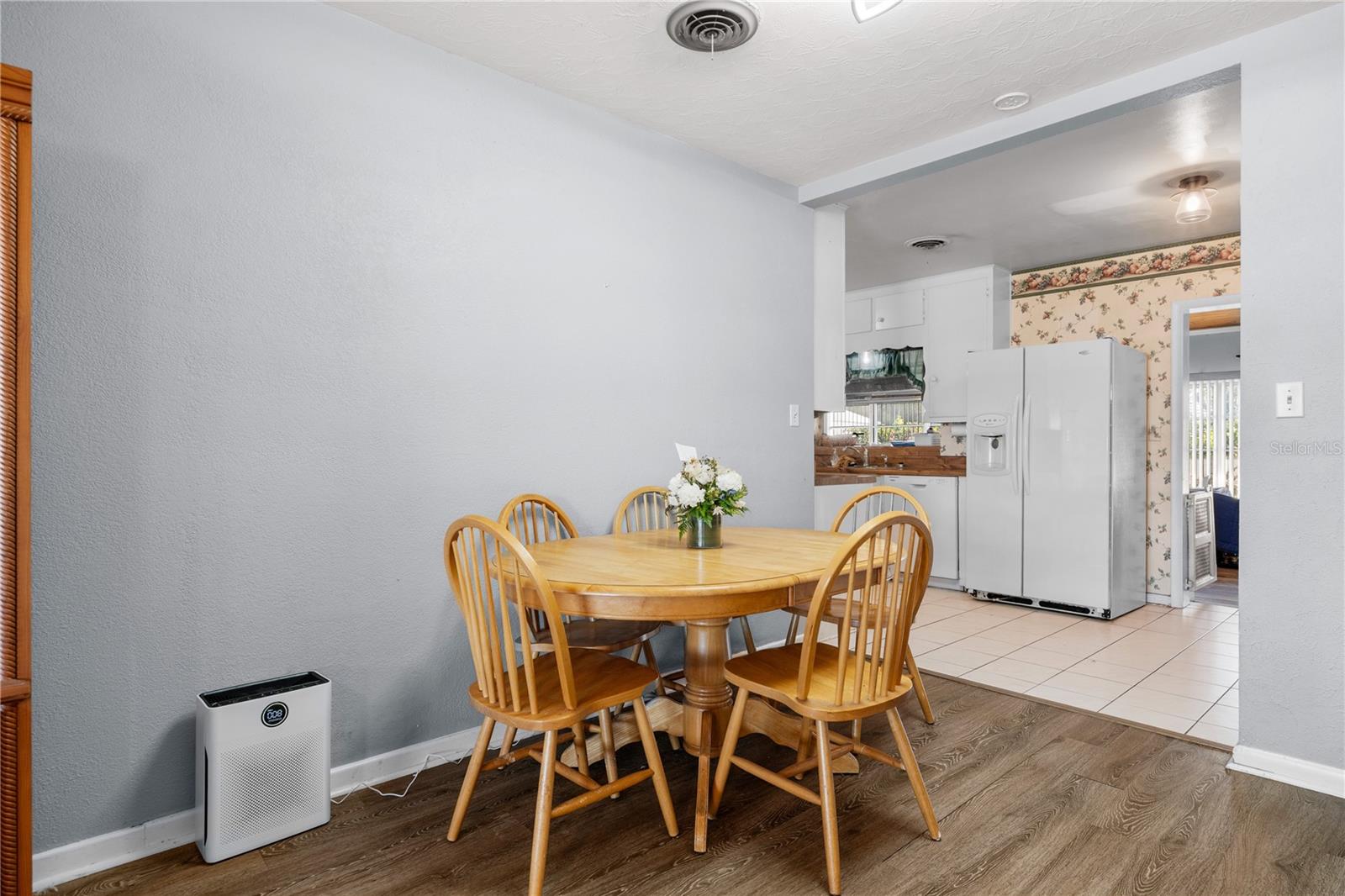 Image 8 of 38 For 2707 27th Avenue Drive W