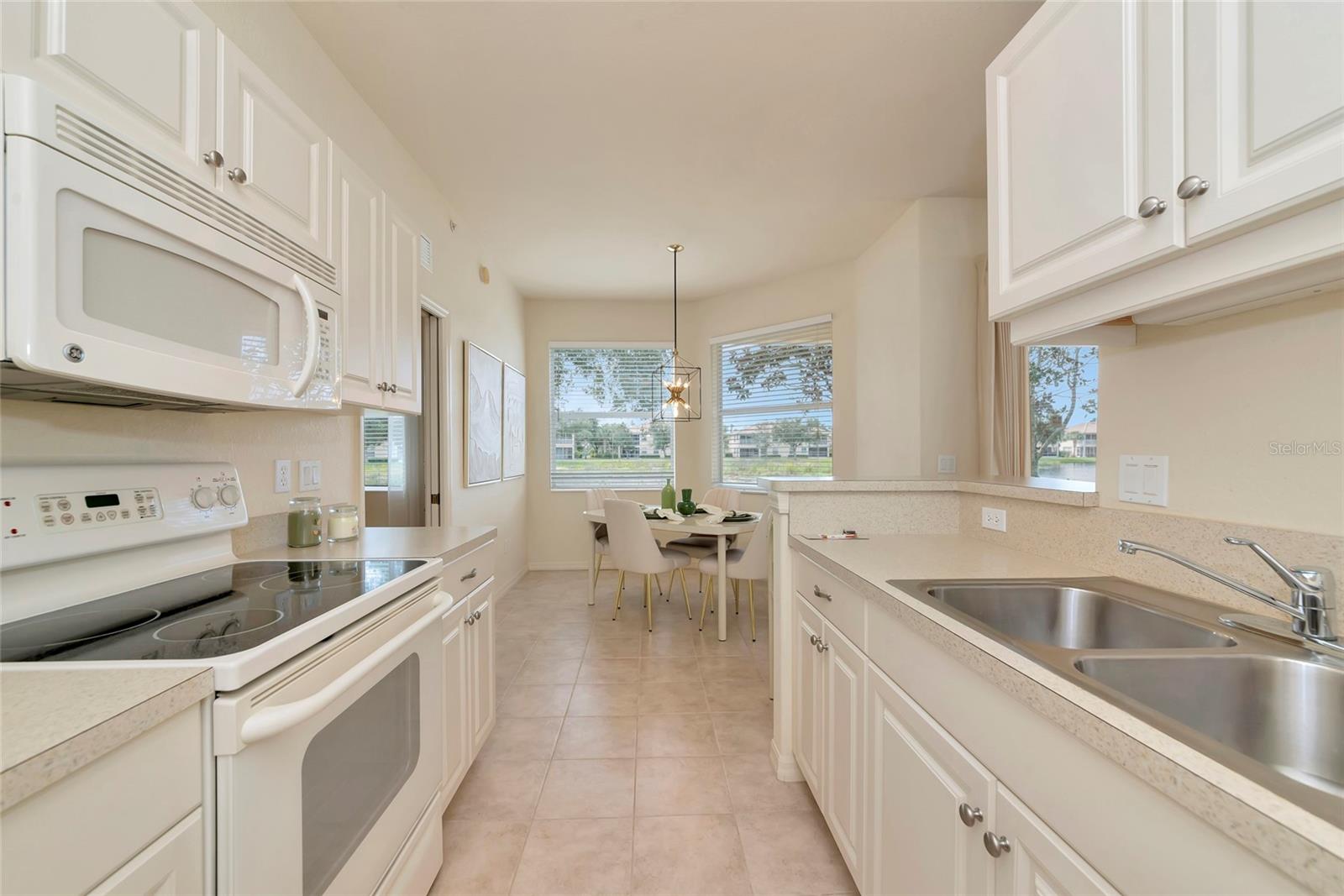 Image 17 of 54 For 4254 Vicenza Drive B