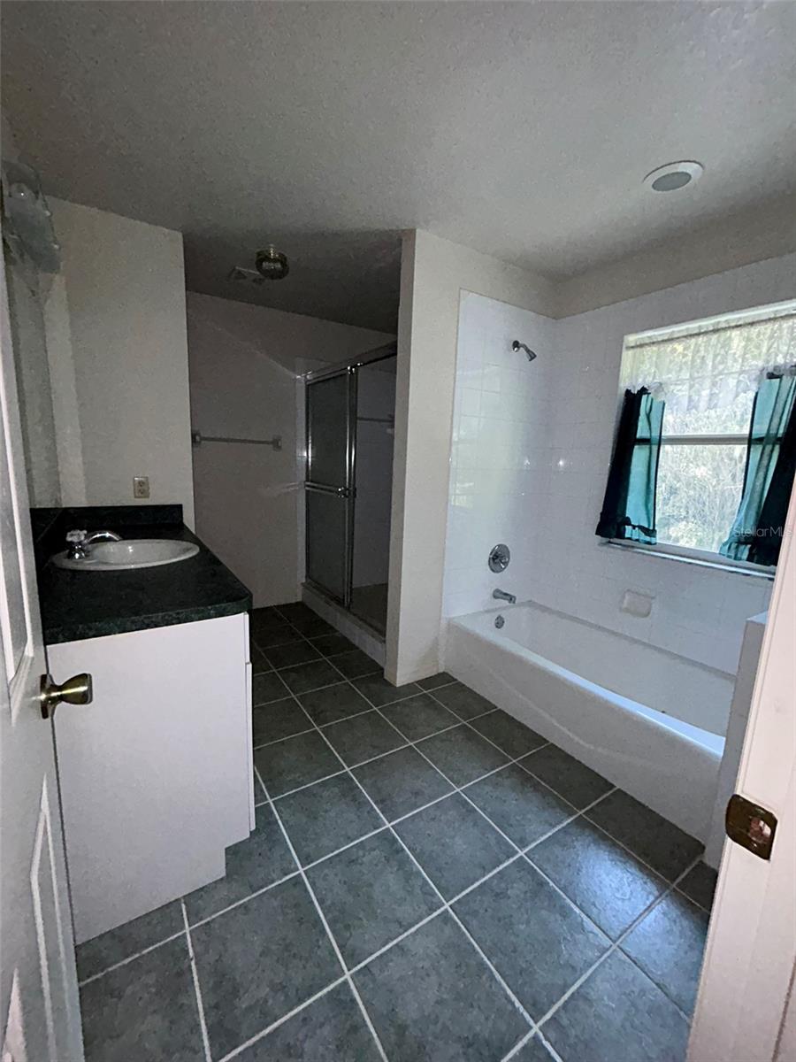 Image 14 of 19 For 380 125th Avenue