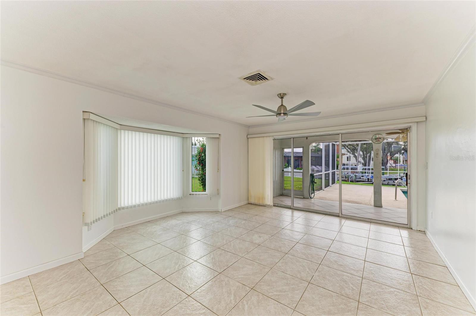 Image 31 of 99 For 136 Bayview Drive