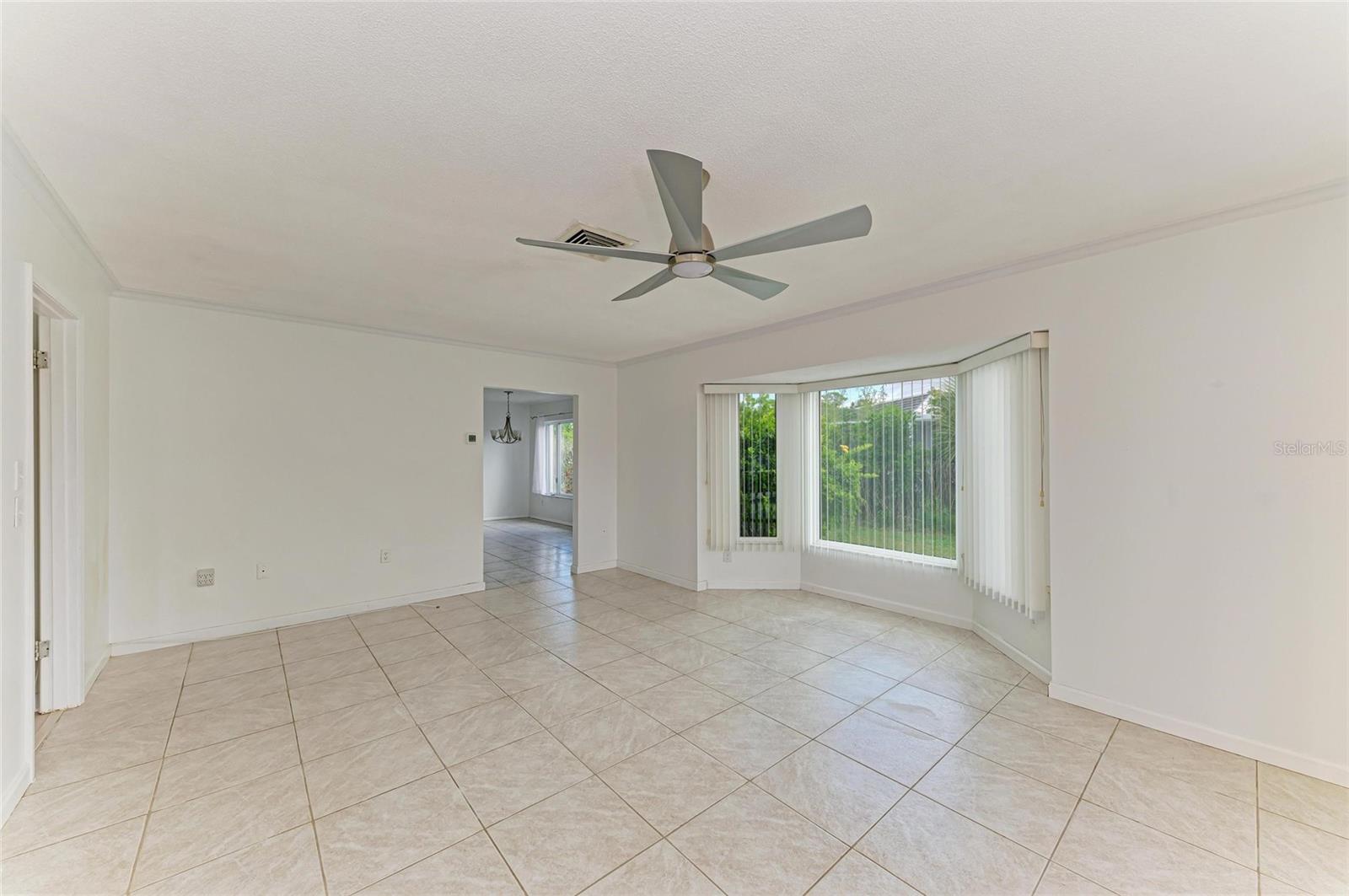 Image 32 of 99 For 136 Bayview Drive