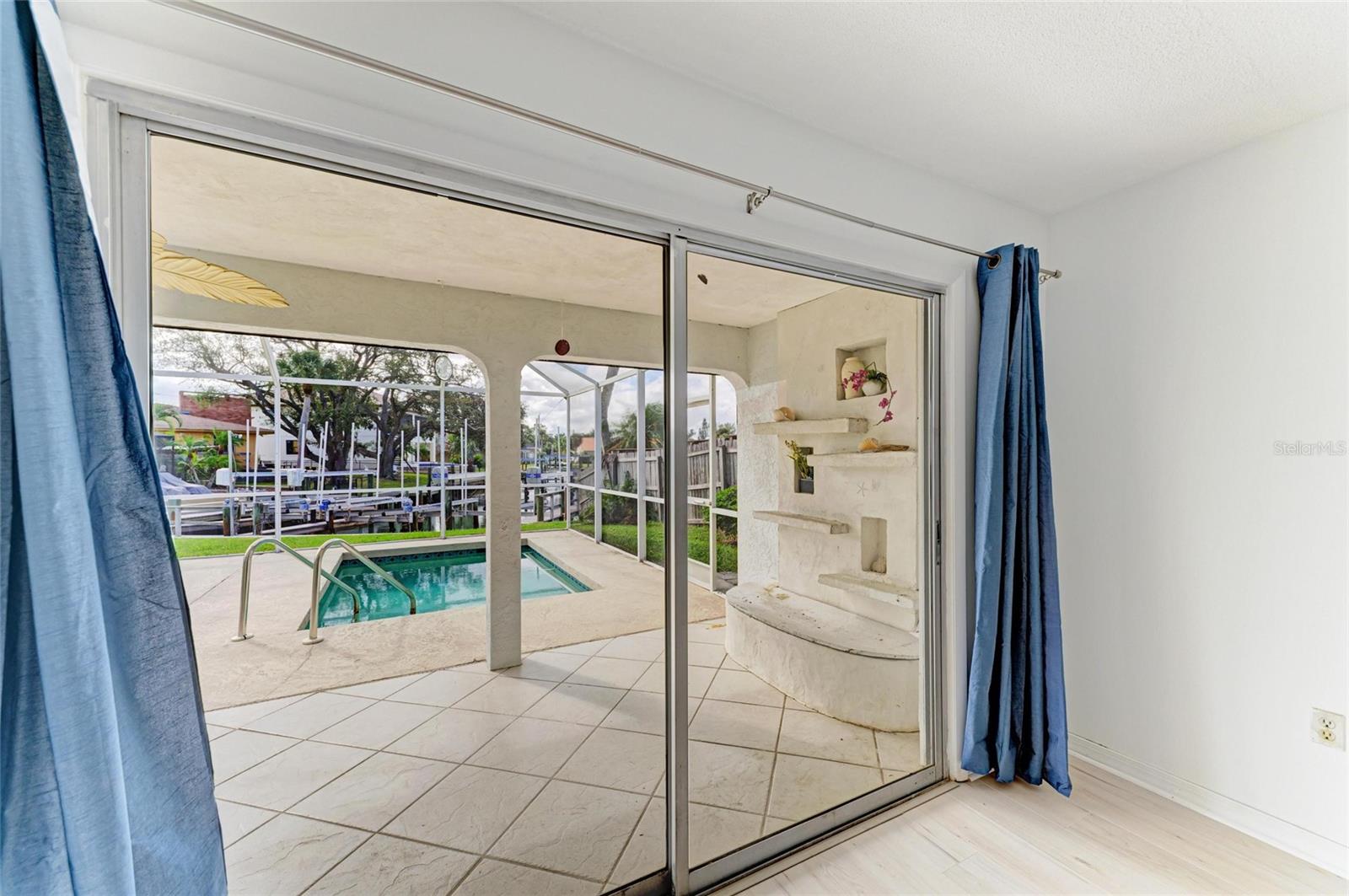 Image 38 of 99 For 136 Bayview Drive