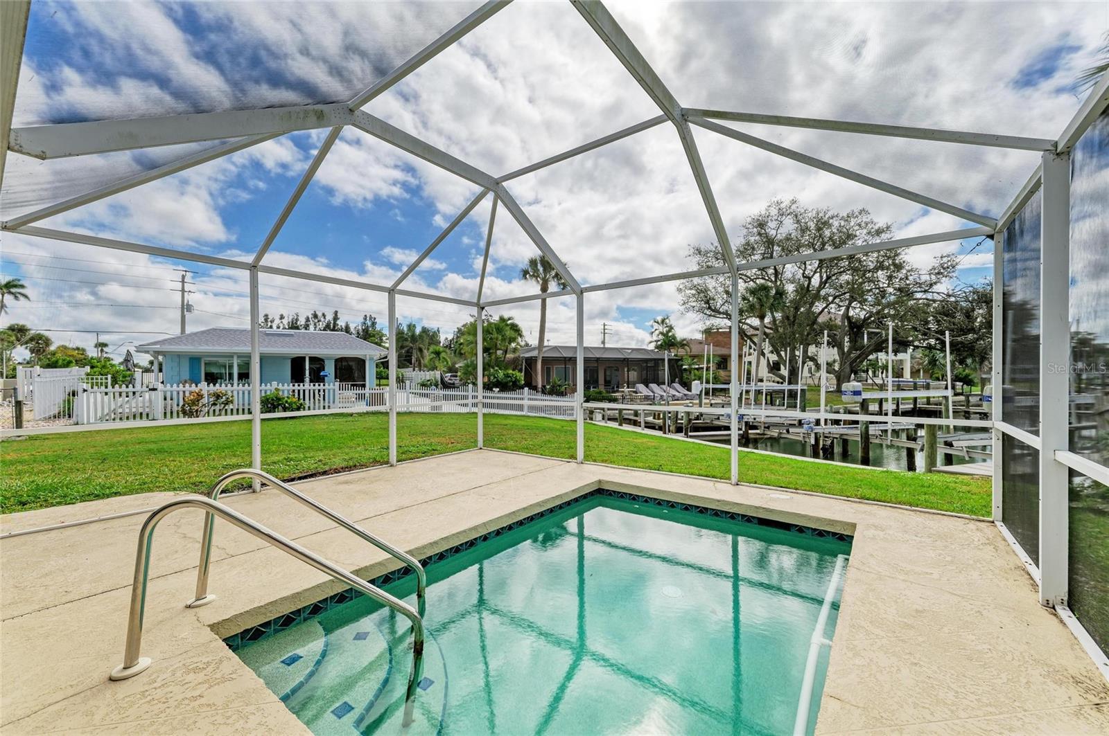 Image 54 of 99 For 136 Bayview Drive