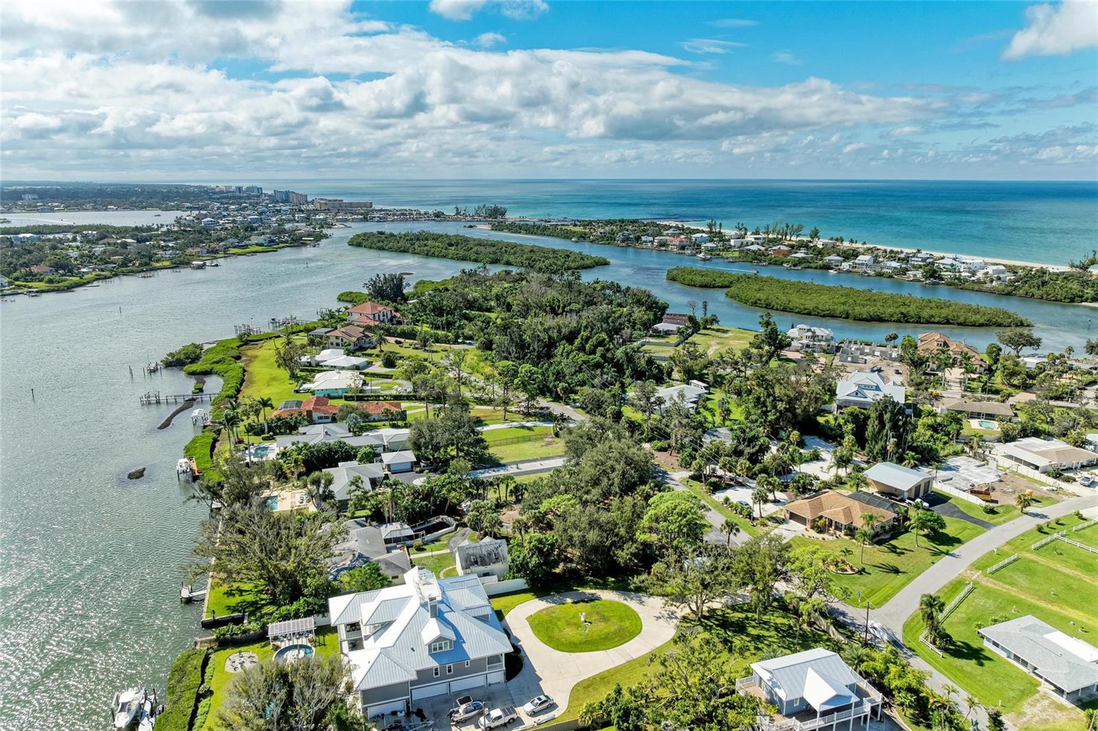 Image 85 of 99 For 136 Bayview Drive