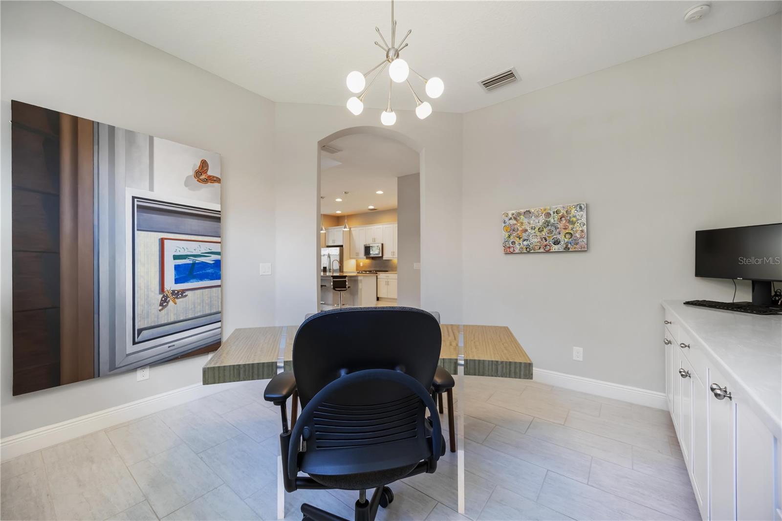 Image 14 of 66 For 10656 Glencorse Terrace