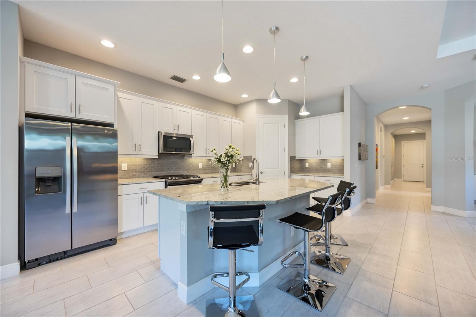 Image 18 of 66 For 10656 Glencorse Terrace