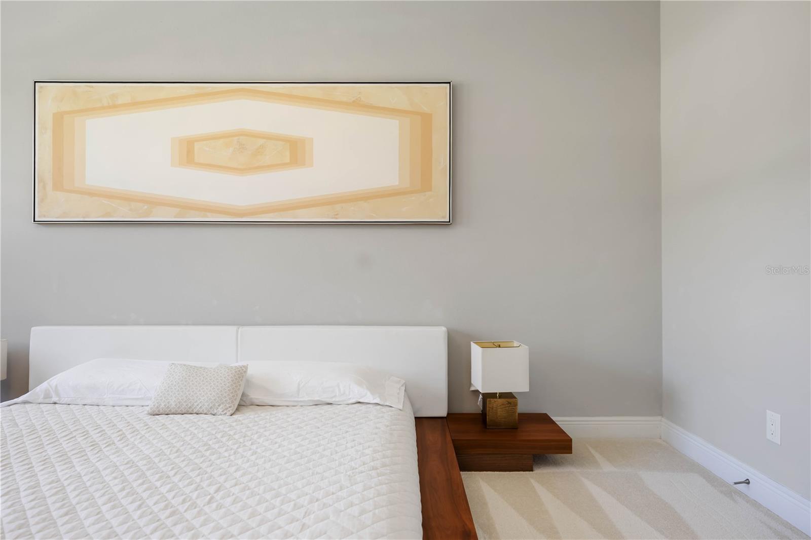 Image 23 of 66 For 10656 Glencorse Terrace