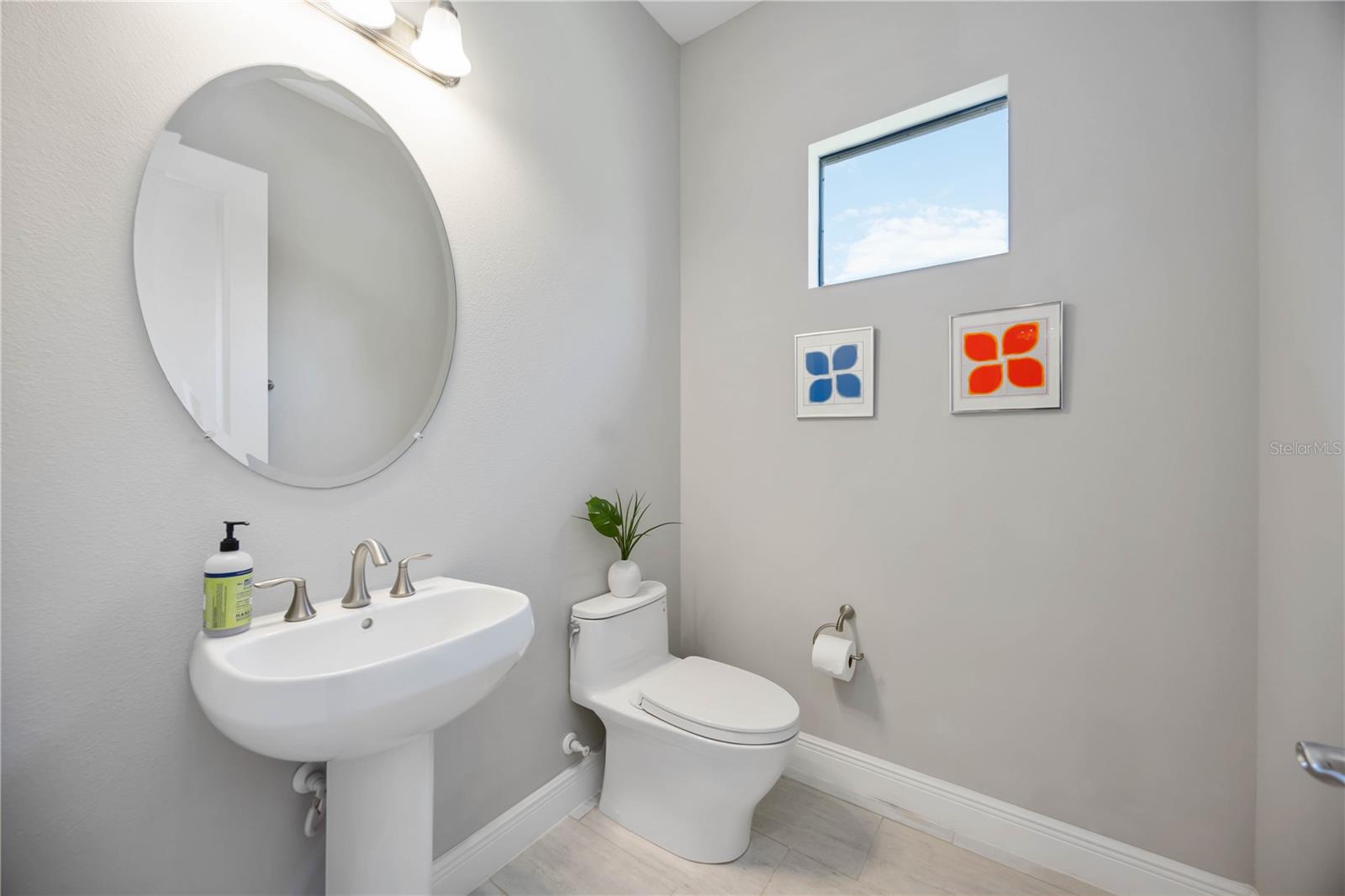 Image 31 of 66 For 10656 Glencorse Terrace