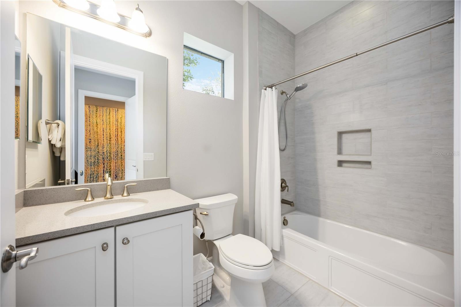 Image 34 of 66 For 10656 Glencorse Terrace