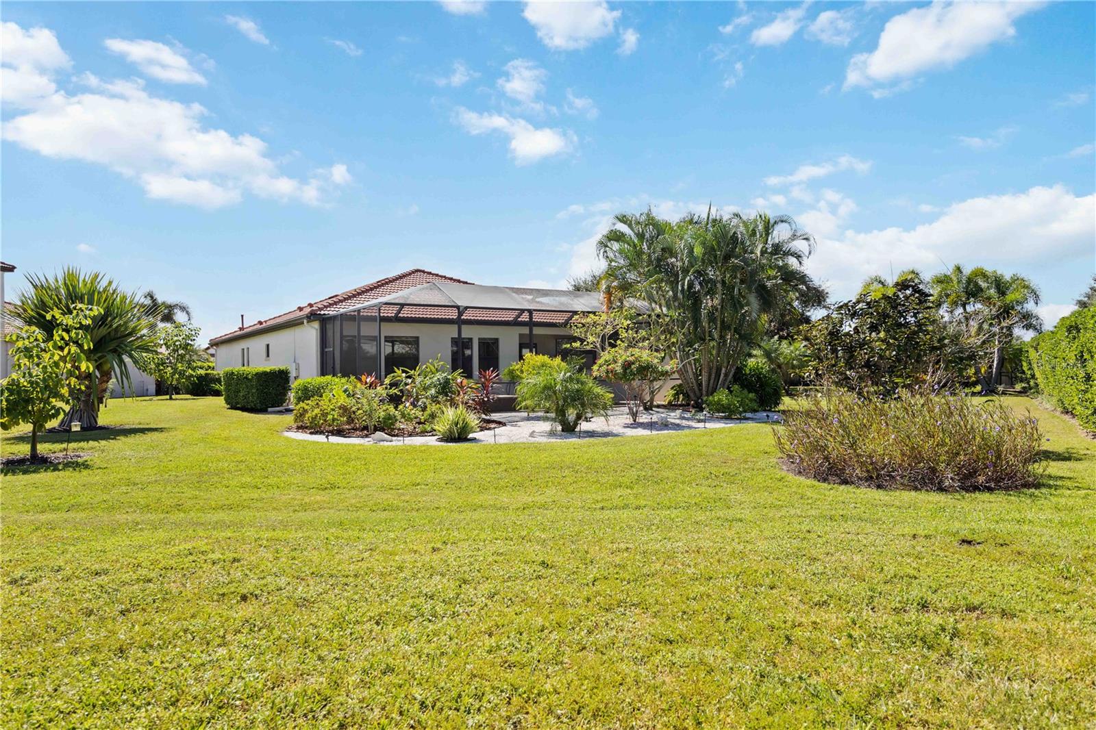 Image 44 of 66 For 10656 Glencorse Terrace