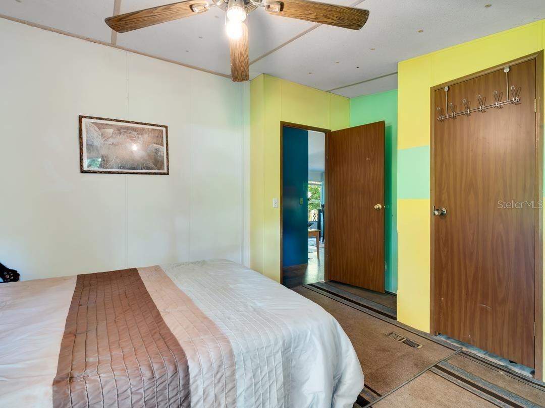 Image 21 of 27 For 4053 63rd Avenue