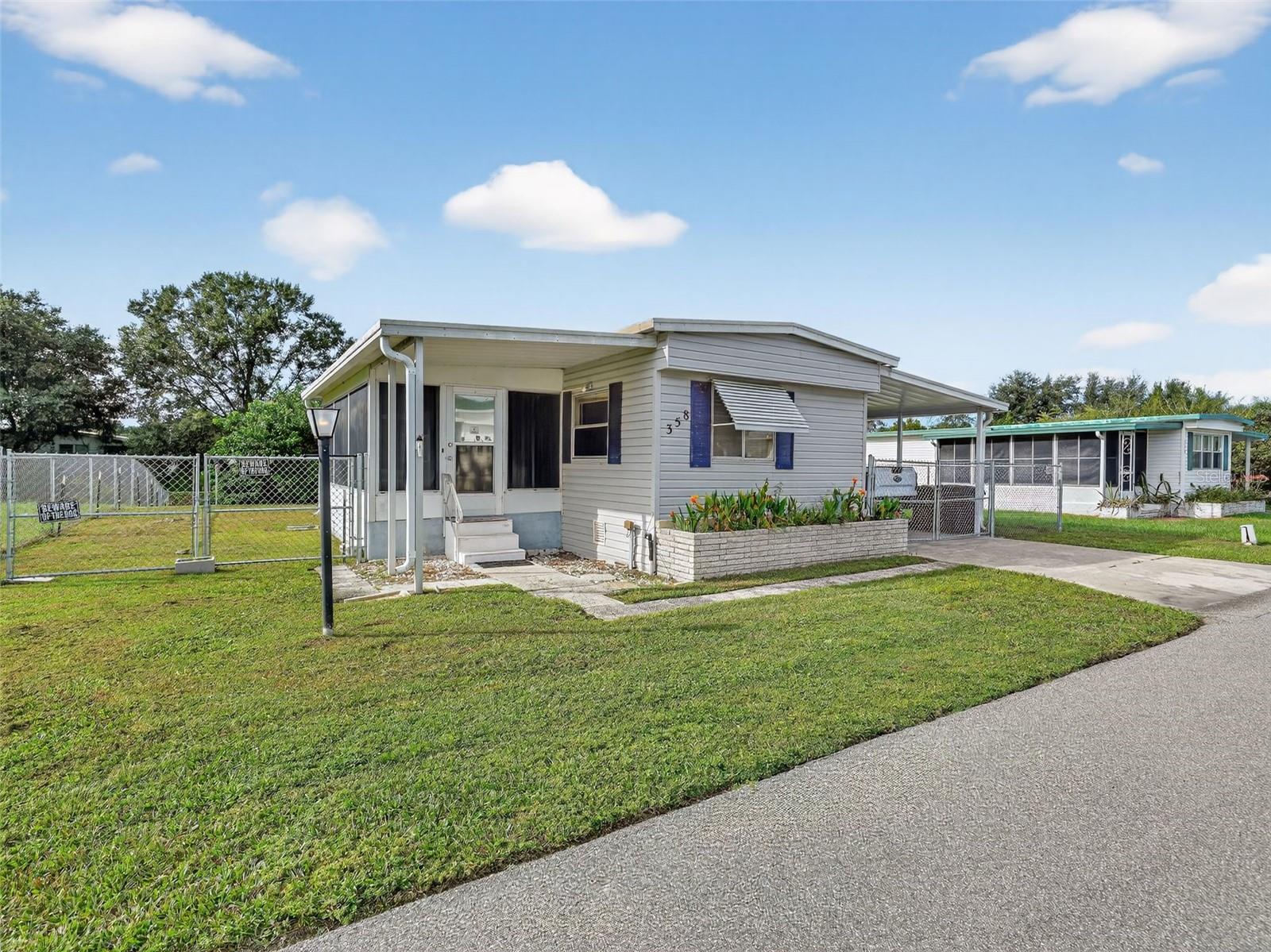 Image 2 of 17 For 358 Caloosa Court