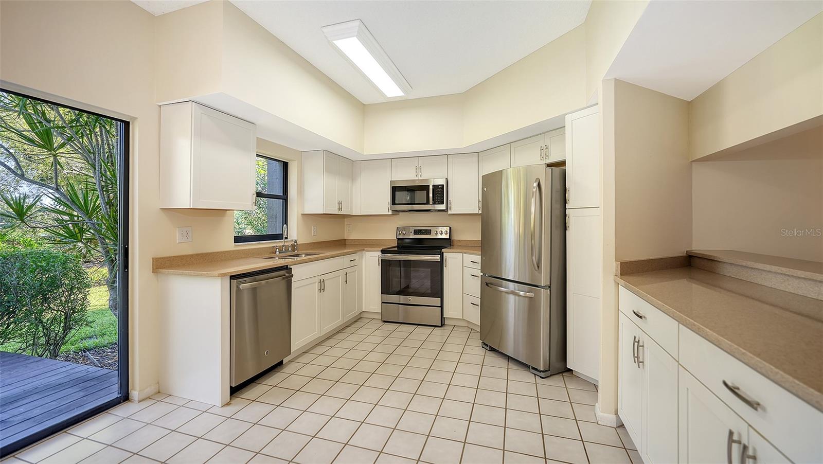 Image 12 of 68 For 1603 Starling Drive 101