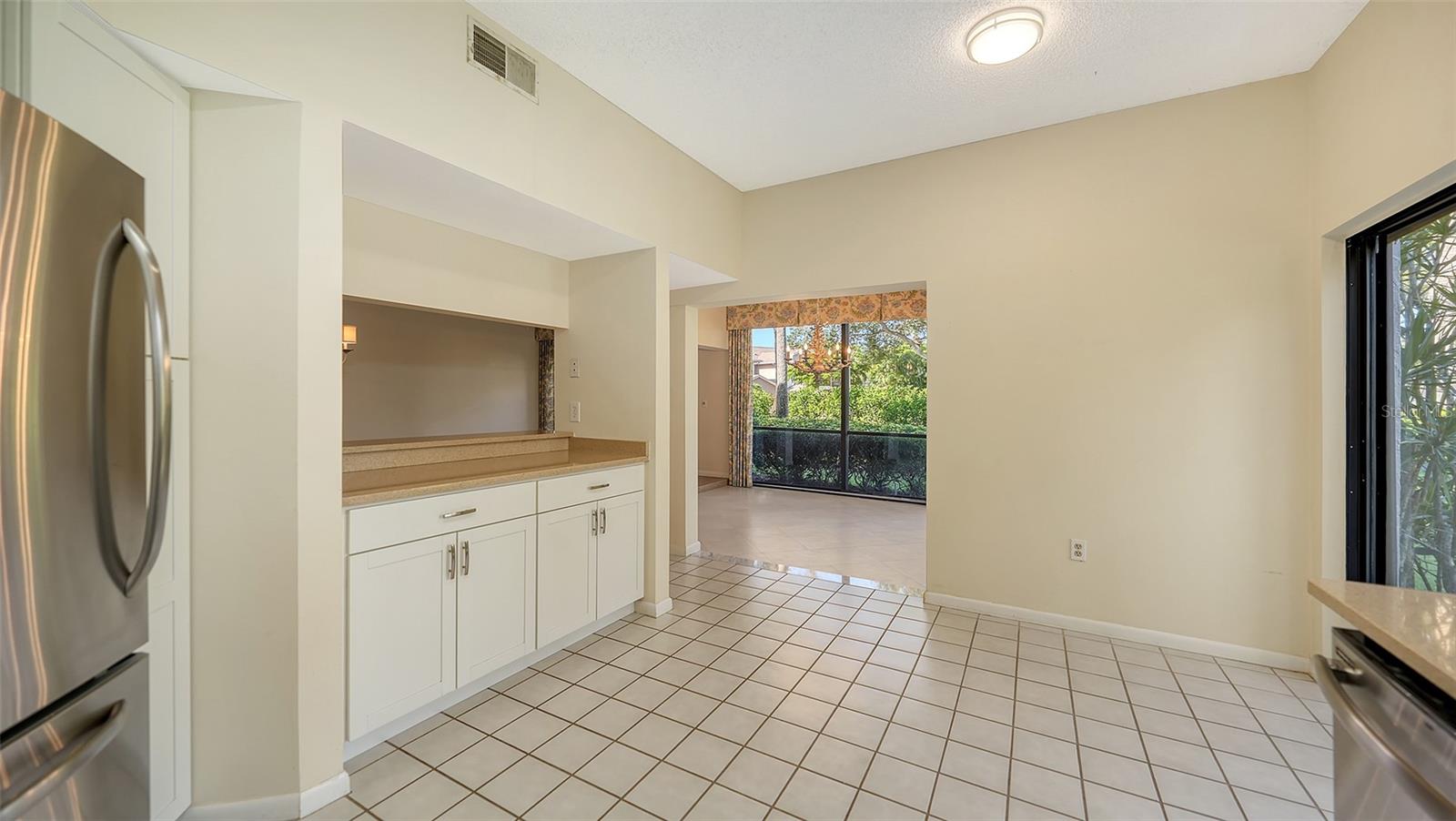 Image 15 of 68 For 1603 Starling Drive 101