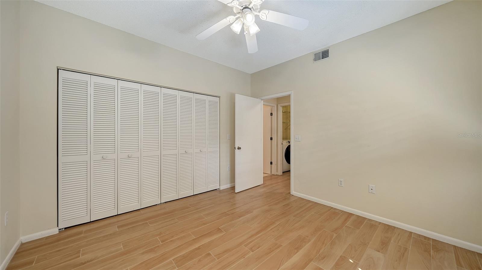 Image 23 of 68 For 1603 Starling Drive 101