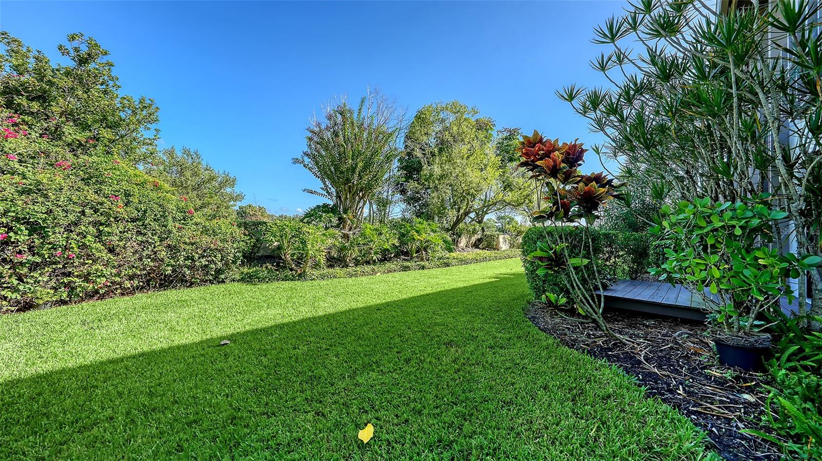 Image 32 of 68 For 1603 Starling Drive 101