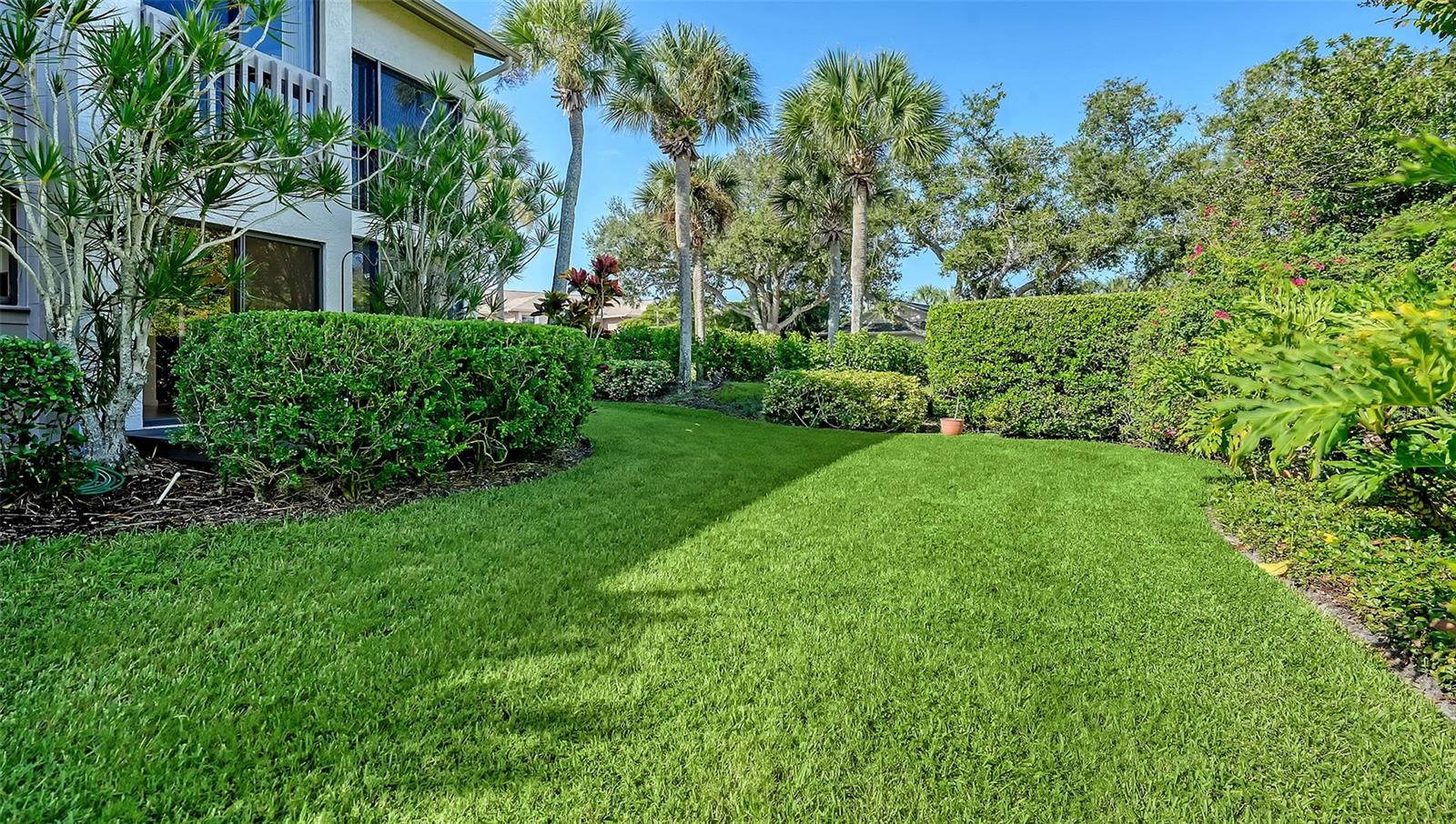 Image 33 of 68 For 1603 Starling Drive 101
