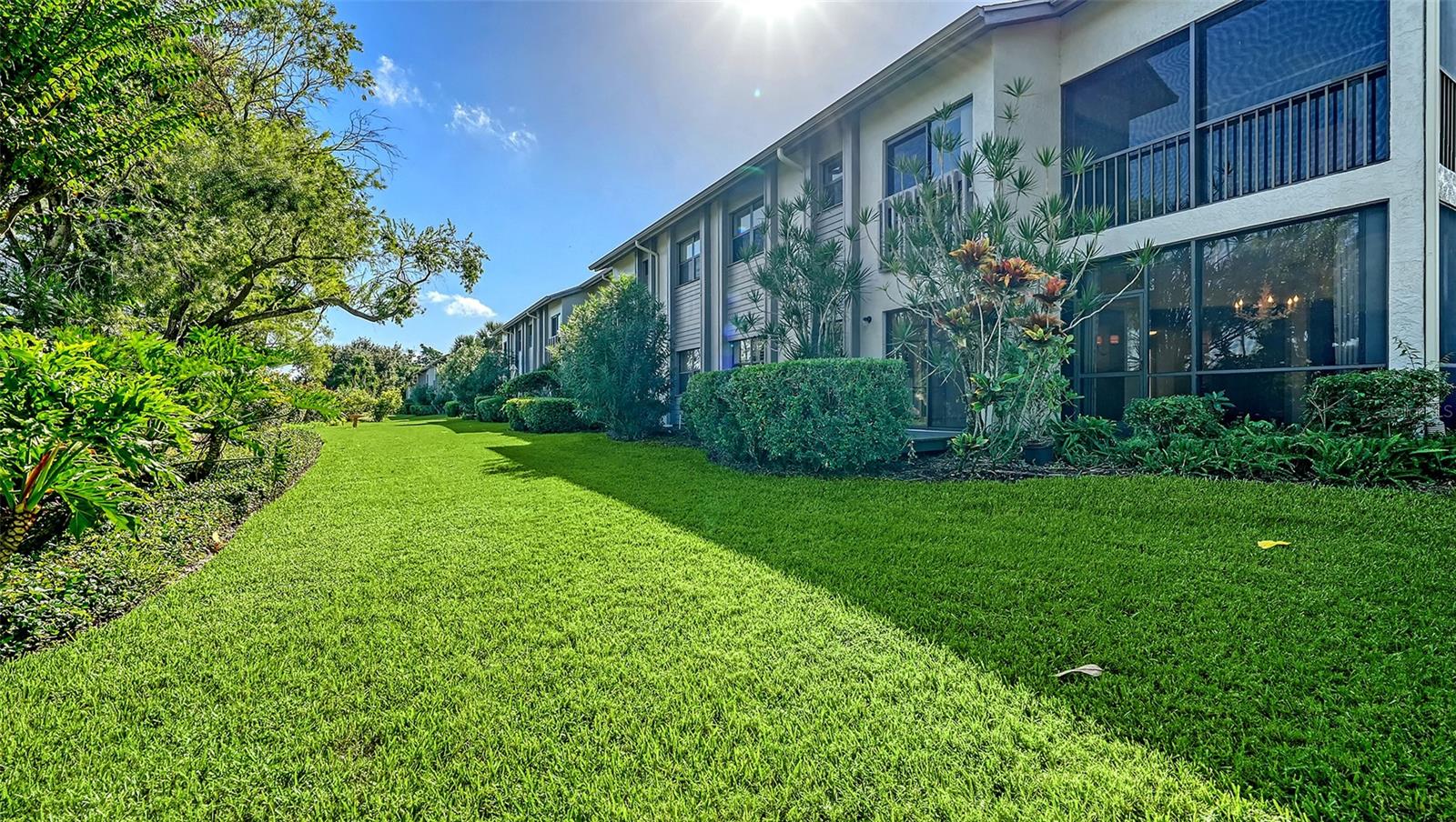 Image 35 of 68 For 1603 Starling Drive 101
