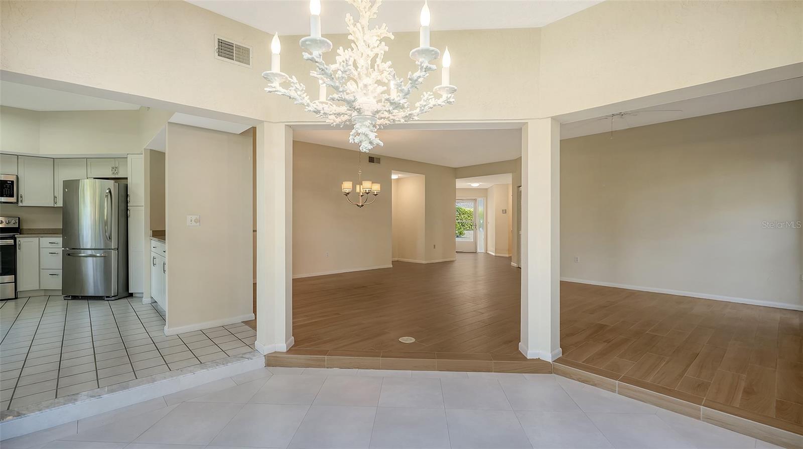 Image 8 of 68 For 1603 Starling Drive 101