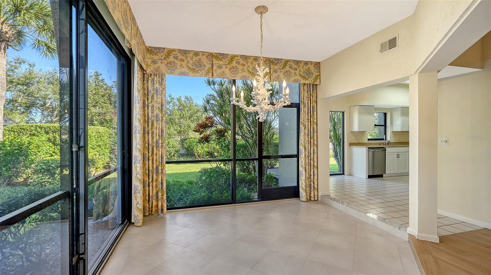 Image 9 of 68 For 1603 Starling Drive 101